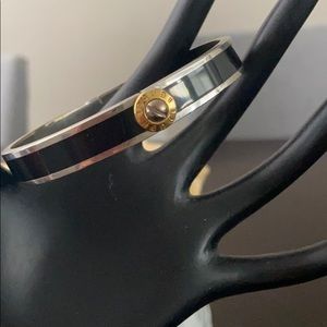 🌟Henri Bendel🌟 bangle bracelet